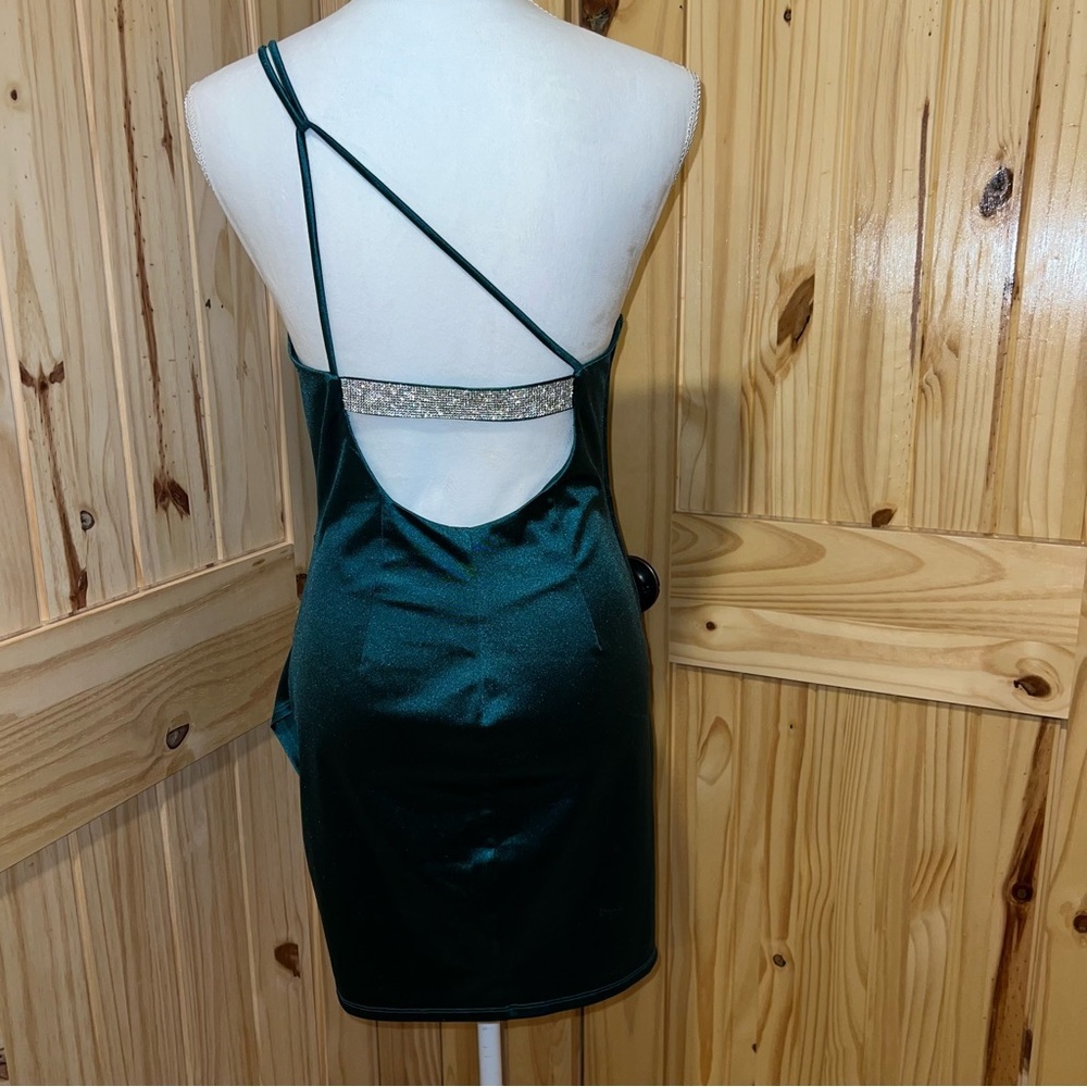 Homecoming Dress / Cocktail Dress - Picture 4 of 6